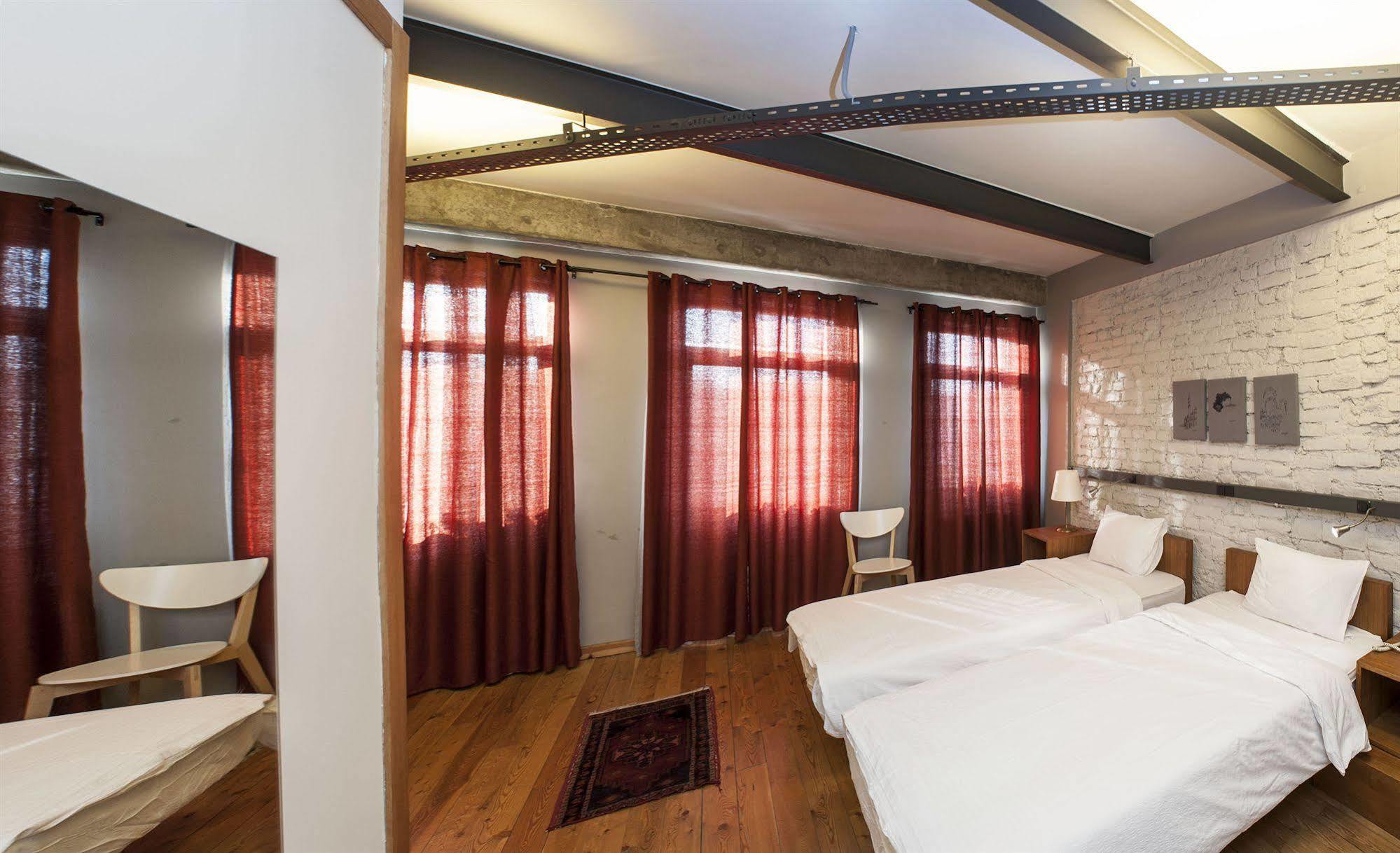 Peradays Hotel Istanbul Phòng bức ảnh